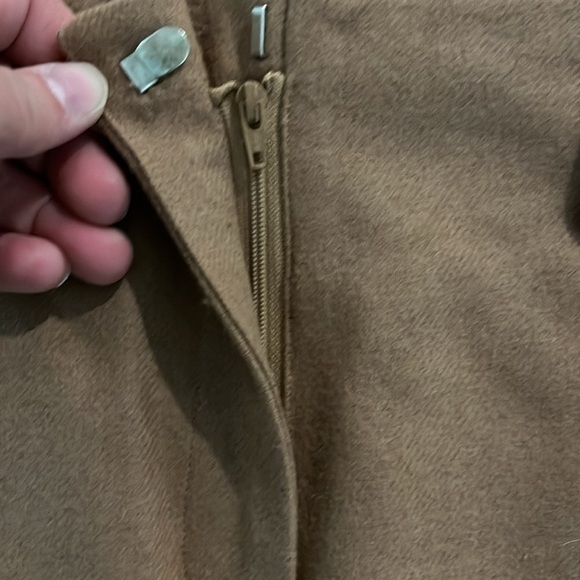 NWT Halogen Wool Blend Camel Mini Skirt Zip Front Closure Pockets size 8 - Picture 3 of 8